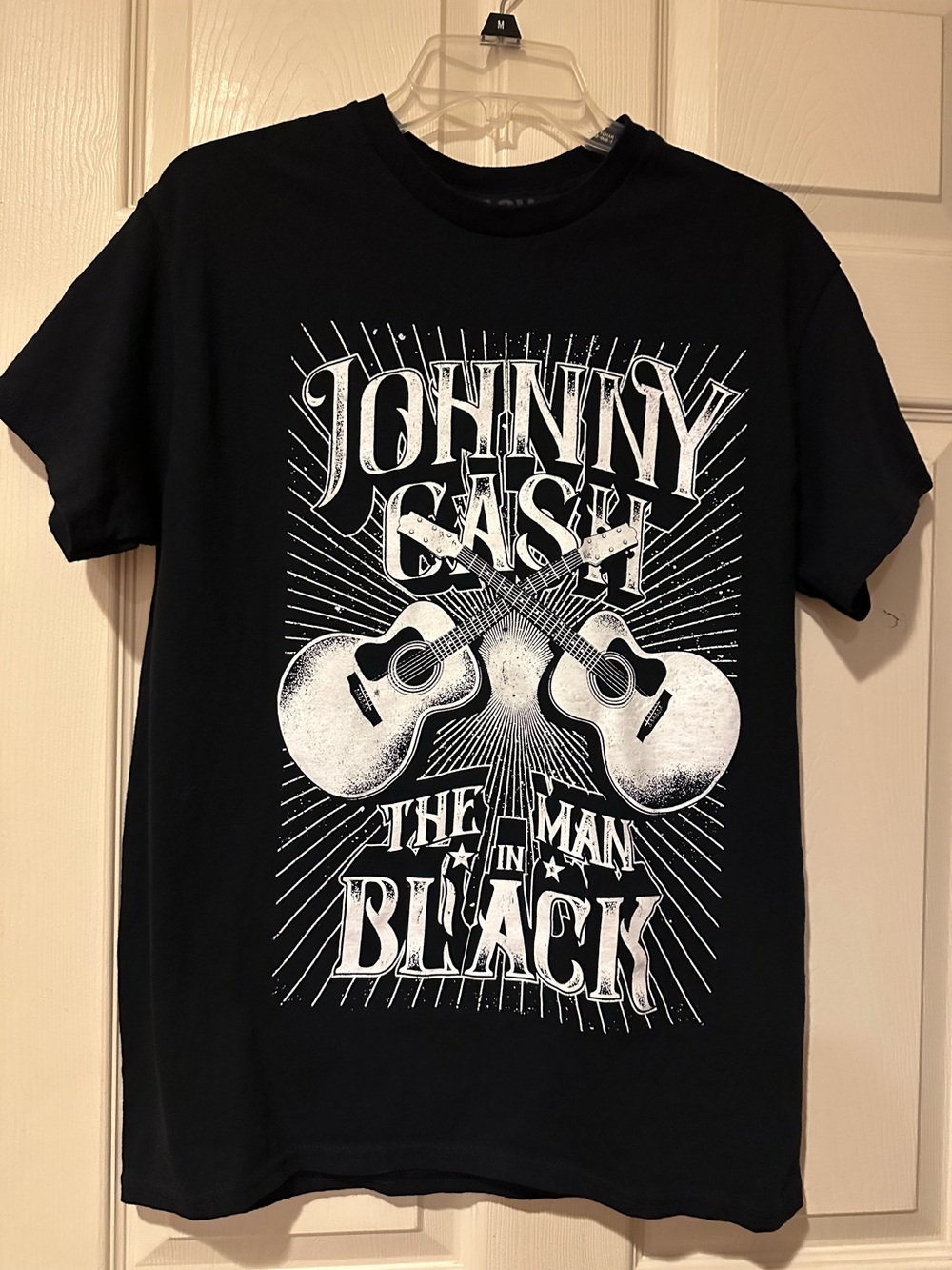Med unisex Black Johnny Cash 'The Man in Black' Graphic Tee